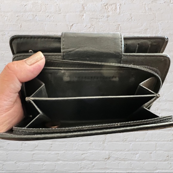 Chanel Quilted Wallet - Picture 5 of 16